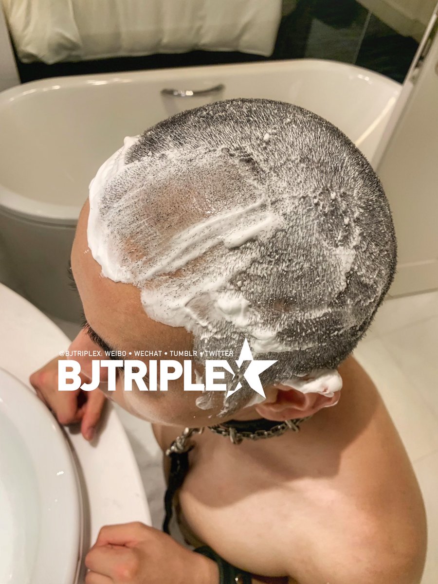 bjtriplex's tweet photo. 一个光头狗奴的制造过程。
The creation process of a skinhead doggie slave. https://t.co/Pew4B6edUB