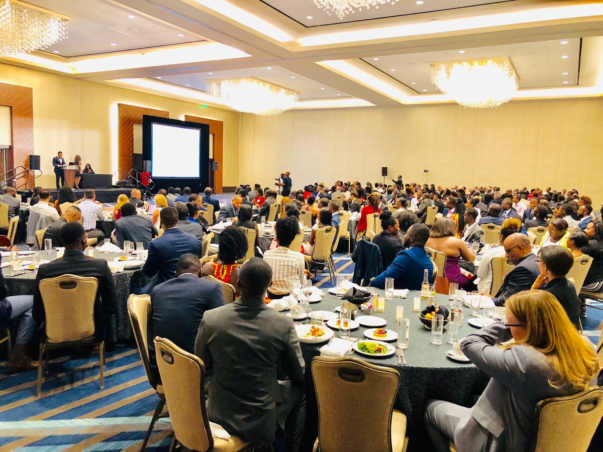 BlackActuaries's tweet photo. Over 450 attendees at the 2019 IABA Annual Meeting!
#creatingconnectionsiaba #houstonhostsiaba https://t.co/UJBh79PlAe