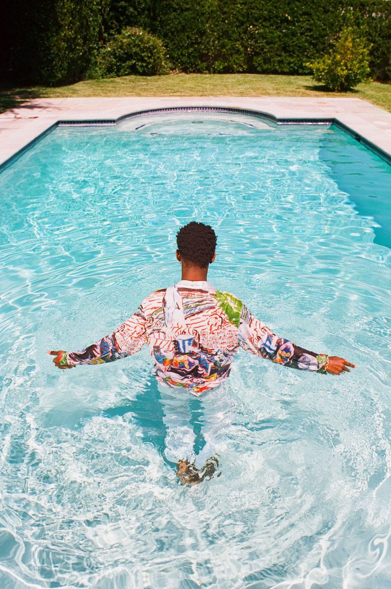 LilNasX's tweet photo. PAPER 🤩 https://t.co/BXmtrtU1lk