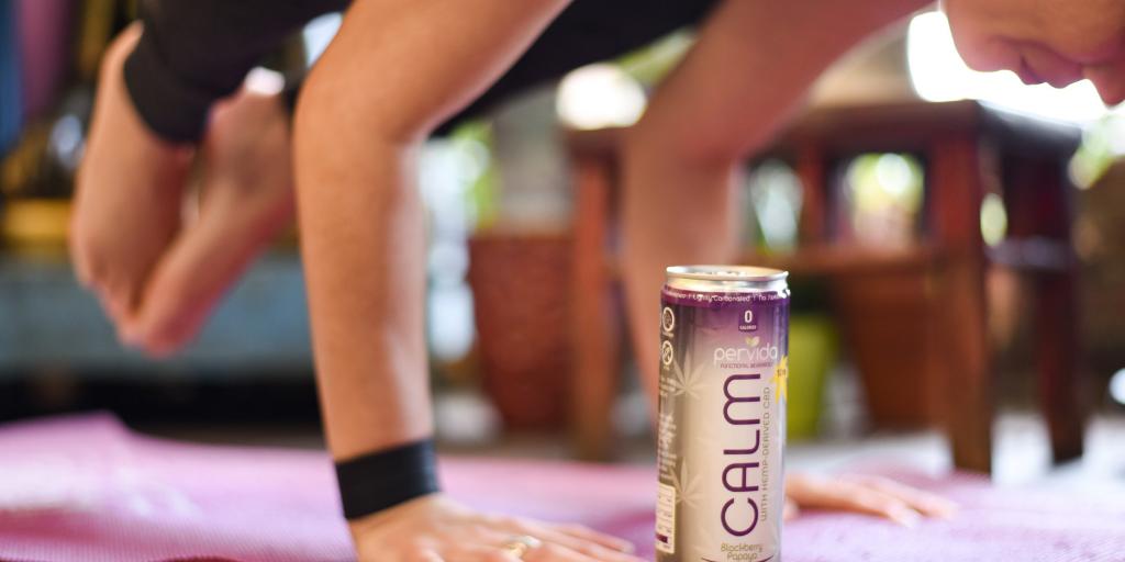 PervidaHealth's tweet photo. Yoga + CBD - a powerful combo to start the week off right π±
.
.
.
.
.
.
#mondaymotivation #yoga #mindfulness #mondaymood #CBD #hemp #dietaryfreedom #vegan #keto #whole30 #glutenfree #nongmo #pervida https://t.co/9K3KLMiaGy