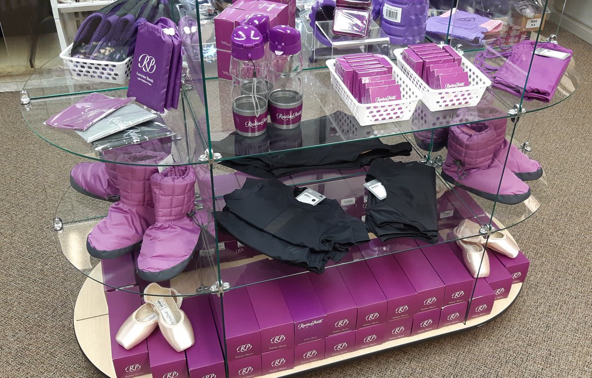 MirenasFashions's tweet photo. The purple wave is here, are you going to catch it? 💜
.
#MirenasFashions #PrettyInPurple #EnPointe #DanceLife #RussianPointe #Mississauga #Oakville #Brampton #Toronto #OneStepAhead https://t.co/jNVWeH9B6y