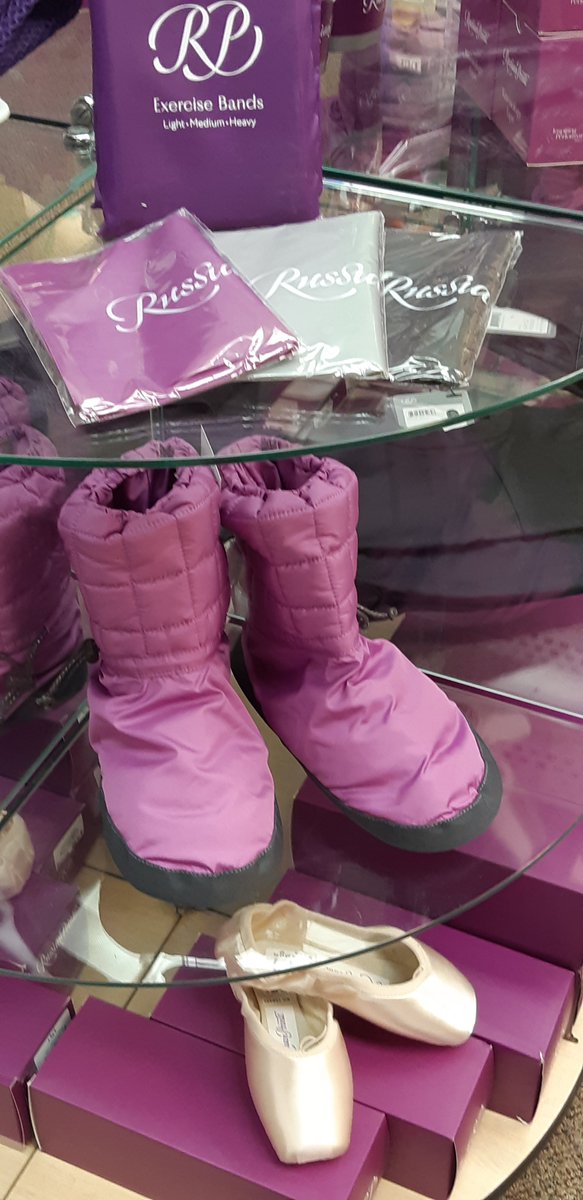 MirenasFashions's tweet photo. The purple wave is here, are you going to catch it? 💜
.
#MirenasFashions #PrettyInPurple #EnPointe #DanceLife #RussianPointe #Mississauga #Oakville #Brampton #Toronto #OneStepAhead https://t.co/jNVWeH9B6y