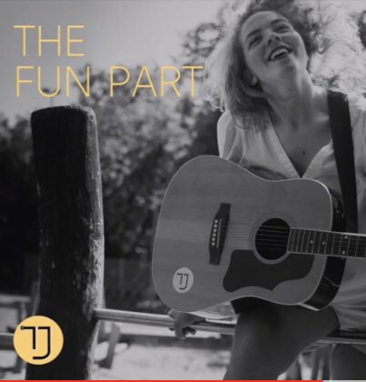 SuchFunDB's tweet photo. Tessa (medicijnenstudent te L) heeft vakantie en nu verschijnt het ene na het andere nummer op haar youtubeaccount. Zoals dit countrynummer #TheFunPart met haar broer (conservatoriumstudent te M) op gitaar. https://t.co/4ZhlhtCRaG Ik ben fan (en bovenal #trotsmoedertje haha). https://t.co/wgheBhG7gU
