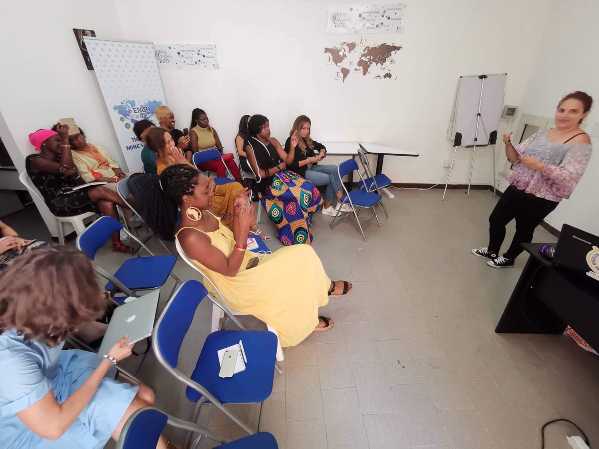 ngonestberlin's tweet photo. #BlendedMobility of the #NGONestBerlin coordinated #KA2 #Vet #ErasmusPlus #MigrantInFashion #MIF with a #Consortium of #6Partners from #Italy (2) #Greece #Luxembourg #Sweden #Bulgaria.
21 female fashion entrepreneurs shared best practice and debating about new winning #Business https://t.co/rmq00SXgED