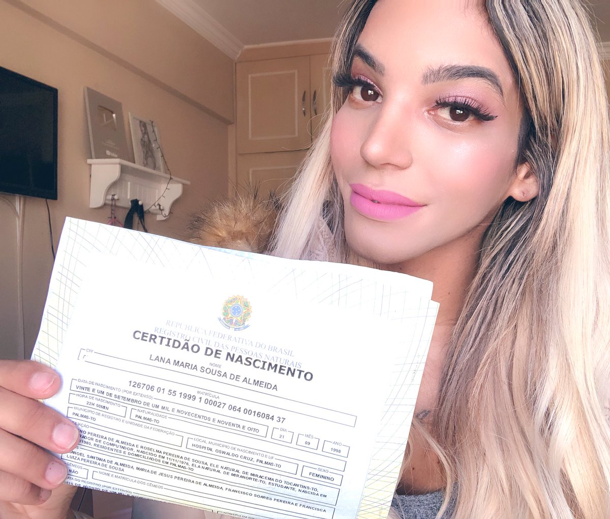 LanaAlmeidaOfc's tweet photo. Oficialmente Lana Almeida
Orgulho de ser uma mulher trans ❤️ https://t.co/8C4pwDQPKo