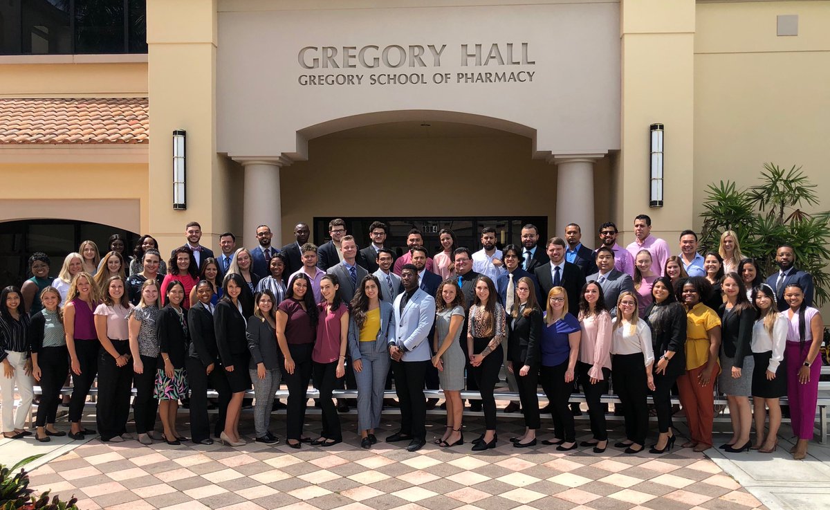 DrJeffLewis's tweet photo. ⁦The faculty and staff of ⁦@PBAUniversity⁩ Gregory School of Pharmacy are excited to welcome the Class of 2023 to campus. https://t.co/ZYwgJF3PuP
