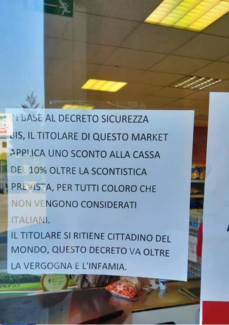 marcofurfaro's tweet photo. C'è un'Italia che per non perdere  stipendio e poltrona si è venduta la dignità. E c'è un'Italia che rinuncia a parte del proprio guadagno per restare umana e dare l'esempio.

Grazie, chiunque tu sia. #DecretoSicurezzabis https://t.co/CqoXq3PV7E