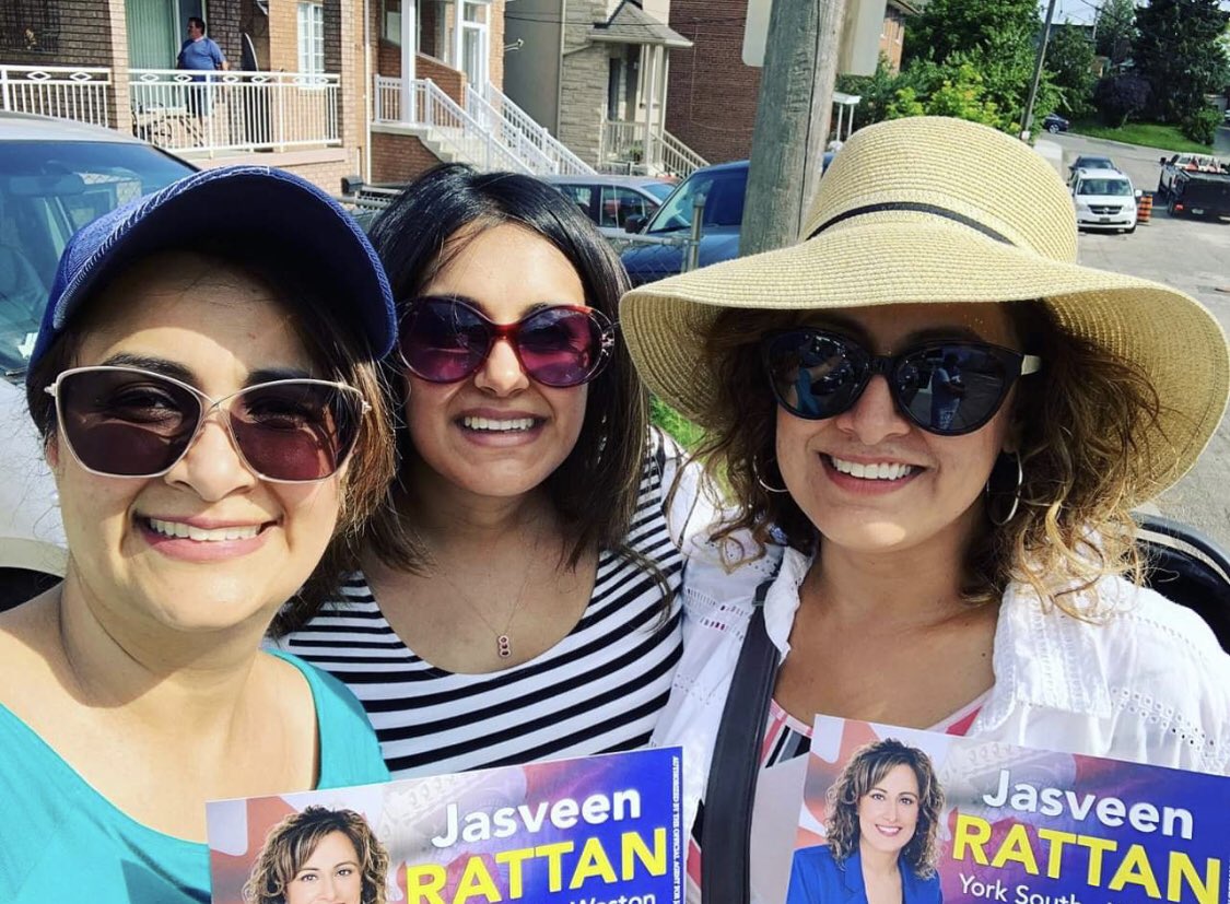 drjasveenrattan's tweet photo. Thank you to our amazing volunteer team for a great long weekend of canvassing in #yorksouthweston ! 
Interested in joining our team? 
Contact us at jasveen@jasveenrattan.ca 
#victoryisknocking @cpc_hq #volunteer #volunteering #cpcvolunteer #ysw #pcwip https://t.co/rMOF4S7w95
