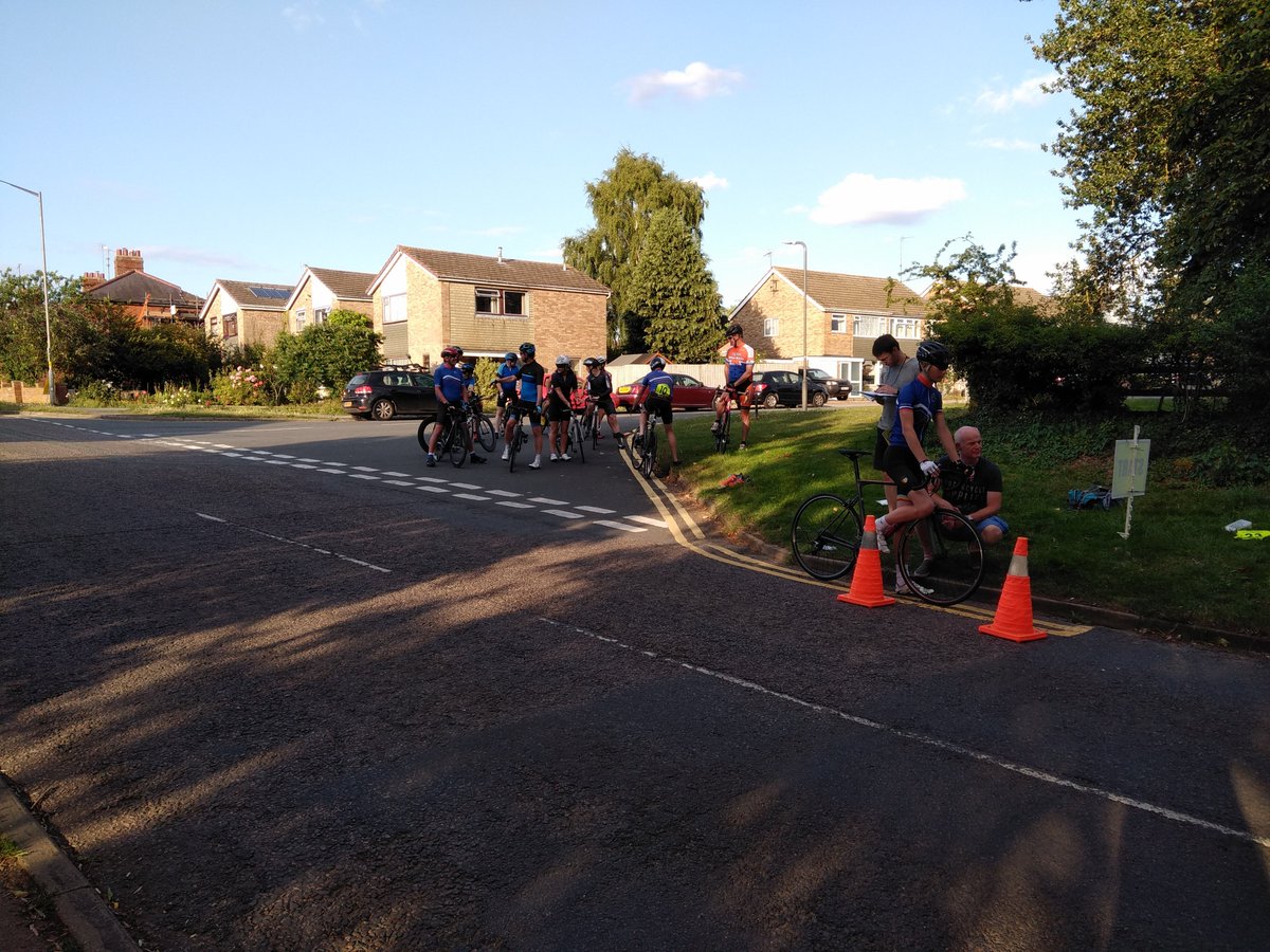 bc-clubs.co.uk/teammiltonkeyn…
Good turnout last night - Adam knocked into second place this week by Riley Searle of Flamme Rouge with a great time. If only we had the course records we could check - someone please find them!
Paul Rendle from the road squad was top tmk rider.