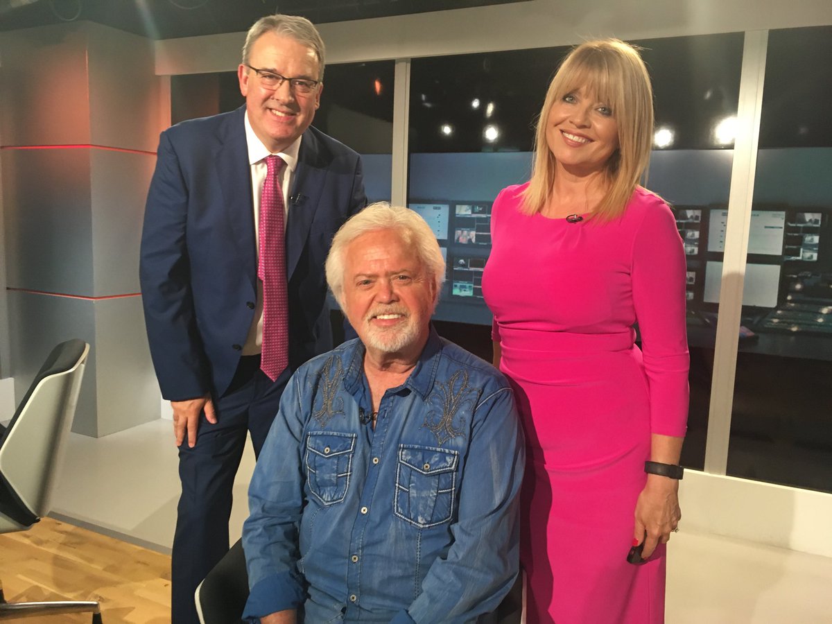 Yay!  ⁦<a href="/merrillosmond/">Merrill Osmond</a>⁩ is back. He says we’re like family so does that make me and ⁦@duncanwooditv⁩ honorary #Osmonds ? 😊. Merrill will be talking about his new video podcast and tour plans on ⁦<a href="/itvcalendar/">ITV News Calendar</a>⁩ at 6!