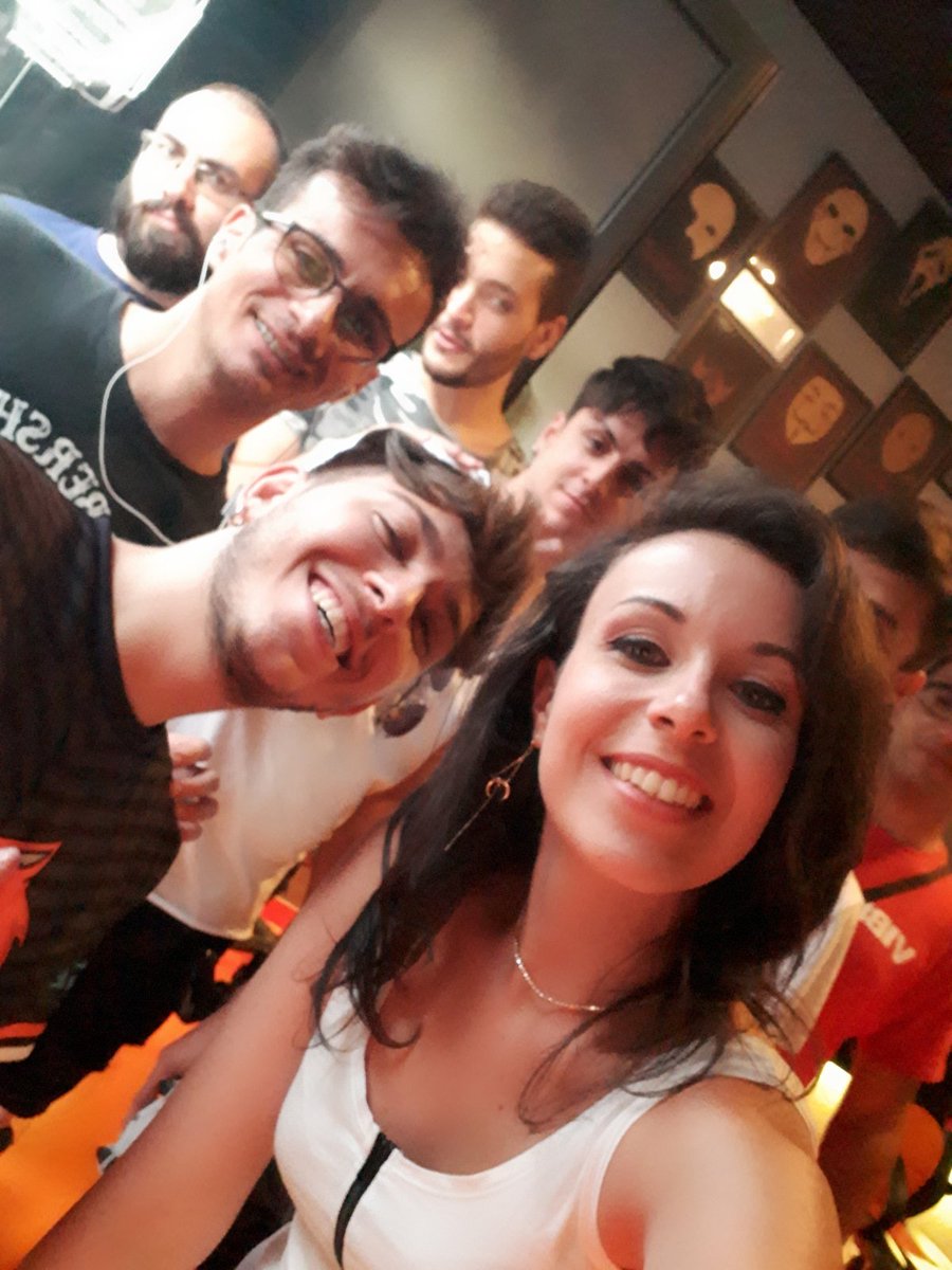 LuxSylva_'s tweet photo. Ciaoo! With Giuly, Wibba, Furore, Anarchies, Bobo, Frontyno! 
#ApuliaTekken 
#Tekken7
#SouthItaly
#FGC 
#tekkenplayers 
#girlgamers 
#OfflineSessions https://t.co/e1xBUf23ai