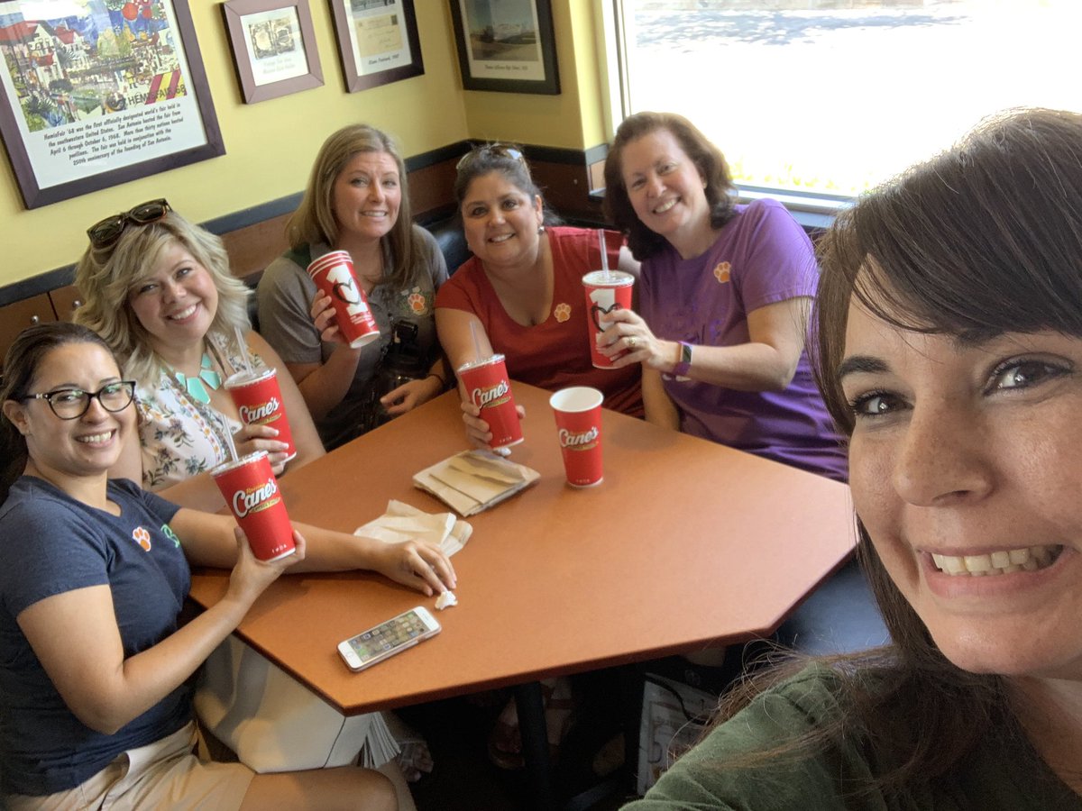 crys_daniels's tweet photo. First spot Cane’s! #PAWSitivelylegendary #ThisIsNorthside https://t.co/qacmLhd3gQ