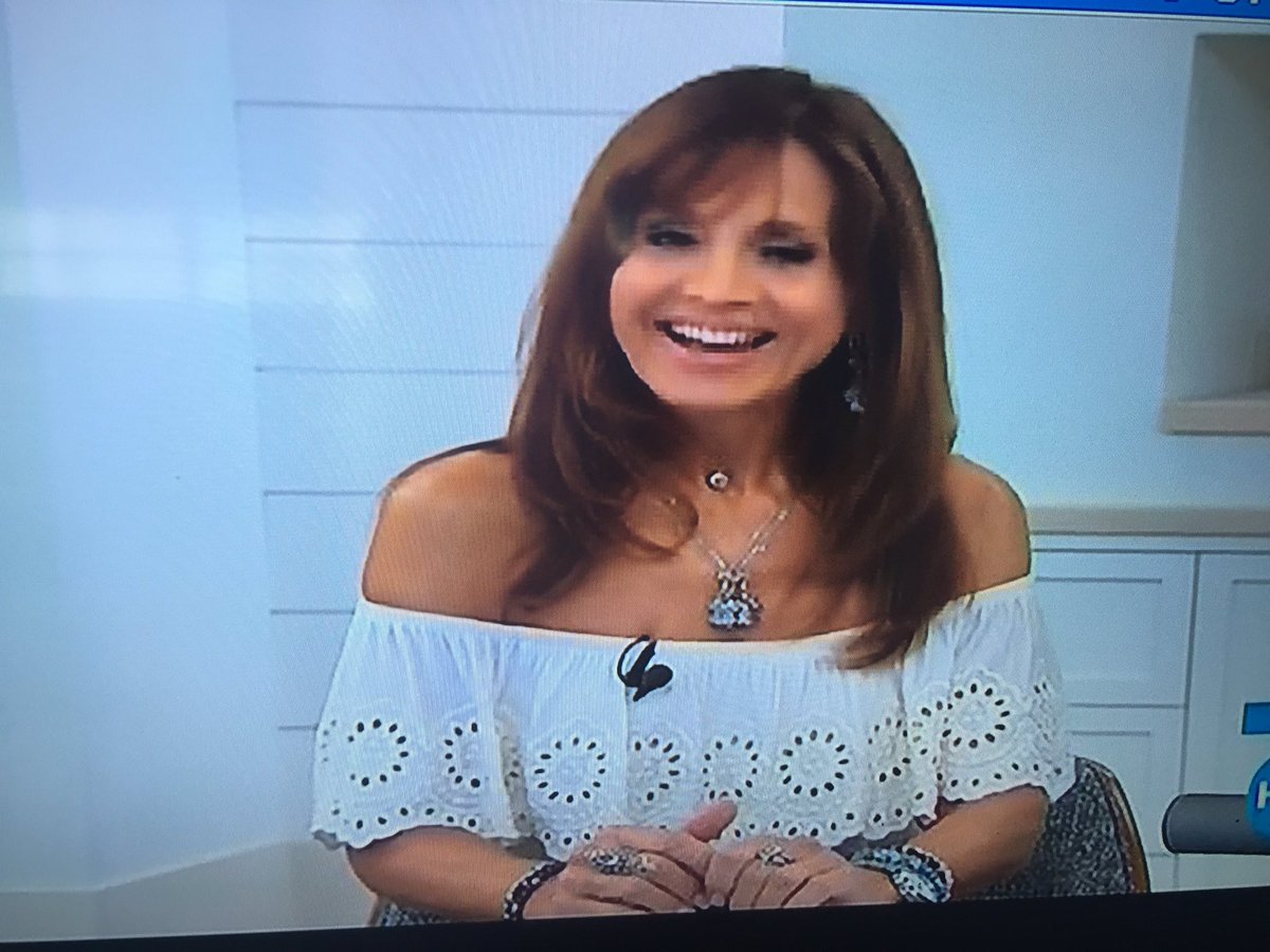Actor_Producer's tweet photo. The lovely and talented @AyLangdon is #Live on @HSN previewing some #birthstone #pendants part of the #Ottoman #Silver that will be coming up later with @ColleenLopezHSN tune in at 1:00 & 9:00 EDT #TurkishGem #jewelry #Filigree https://t.co/llhvP69ZSe