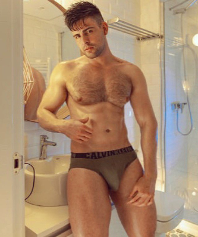 ubaXs's tweet photo. sigueme en #onlyfans (link: https://t.co/kLdVdRiNeW) https://t.co/uyJ3SQr4nF #gay #model #madrid #españa https://t.co/Y7J6jb2ahX