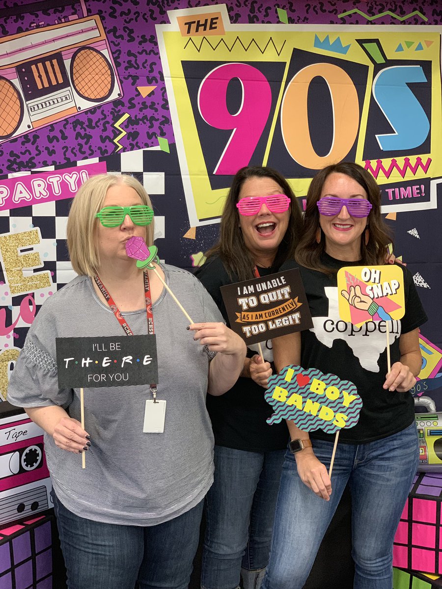 AshleeGraham84's tweet photo. Words can’t express how very much I love @GeorgiaNeel1 &amp; @the_mama_cox!!! Side note: A huge thanks to y’all &amp; @LisaPehl for all of your hard work putting this theme together. Y’all are rock solid individuals I can always count on! So. Much. Love. 💙💕💚💕💛💕🧡 #CHS9Family https://t.co/n2RTLI5V0m
