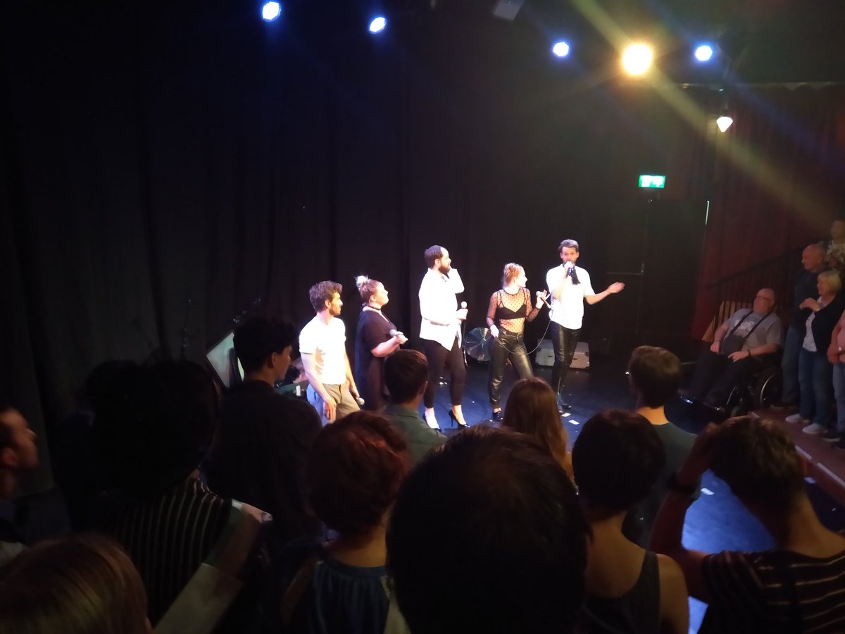 AnitaBenson66's tweet photo. @isolatedog brilliant show today. #jekyllandhyde #hysterical #pushitdown go see it https://t.co/PErGeQnQRR