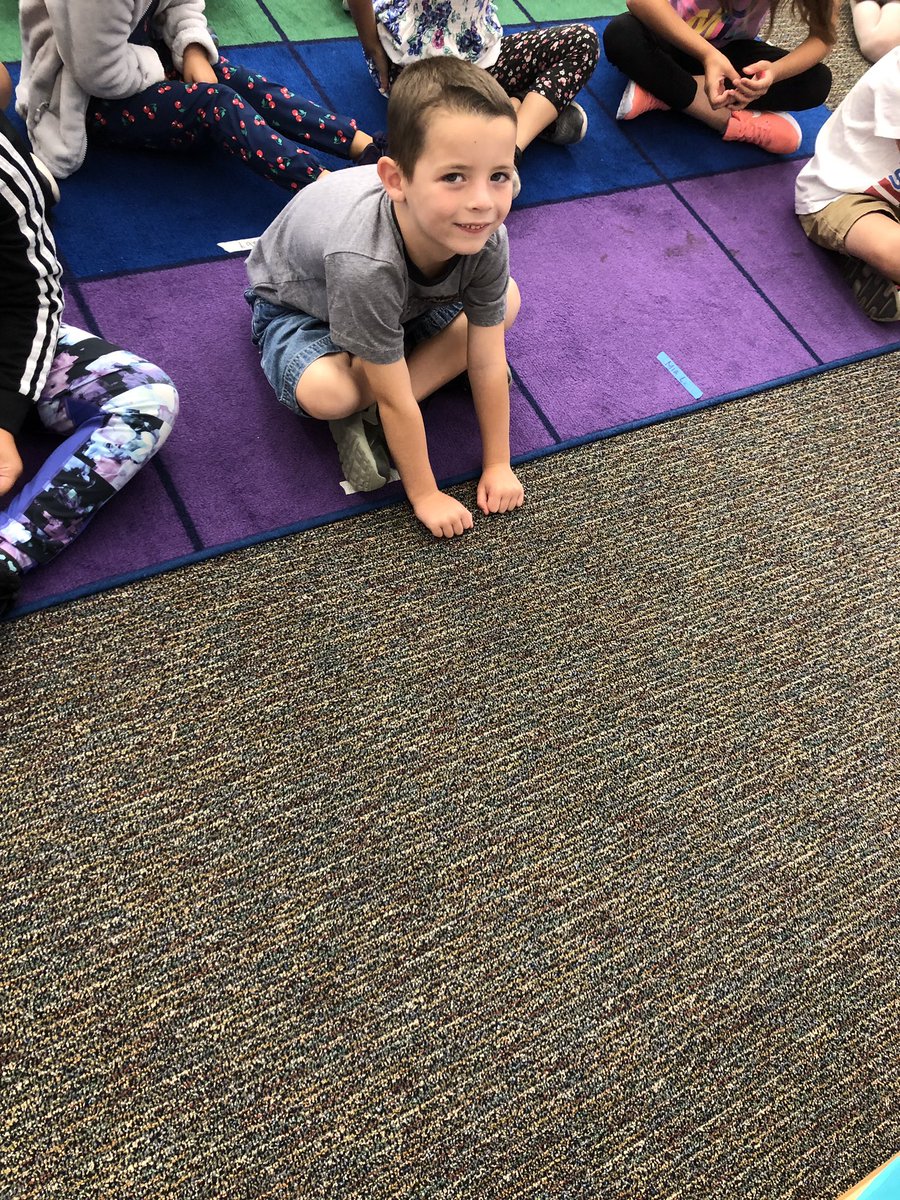 SweetKinders's tweet photo. Math hands!! @eureka_math @KinderWKristin @CRPUSDCrane https://t.co/dLXXvsgmqH