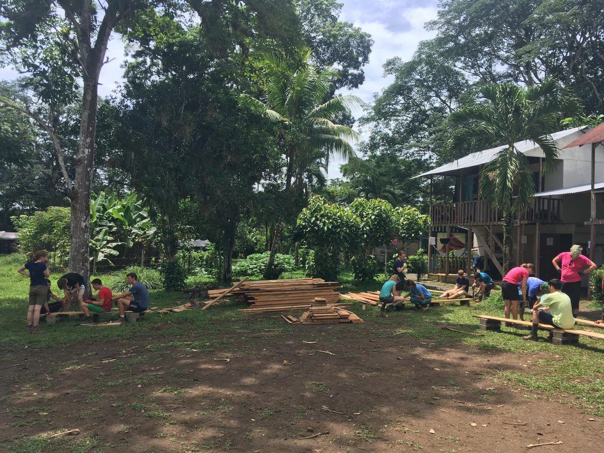 Camp_CostaRica's tweet photo. #TeamIlanIlan has been busy making bee hives at #CampCañoNegro🐝 #DoSomethingAmazing #CampsEffect @CampsInt https://t.co/WdUredG0pi