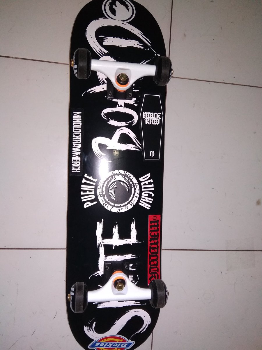 pilgrimage666's tweet image. New deck for pleasure #skateboard #puenteskate #easternwolves #mindlock #dickies