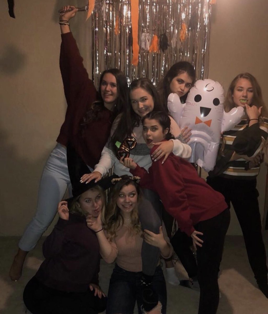 brookestempien1's tweet photo. happy birthday @l_pyle_44 !! love&amp;miss you so much sweetie❤️🤪 https://t.co/3z5daQuXw8