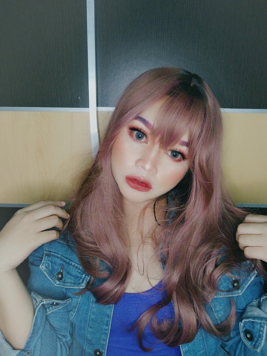 EllyFera's tweet photo. Korean enough?? Hahahah https://t.co/maPhL1tojx