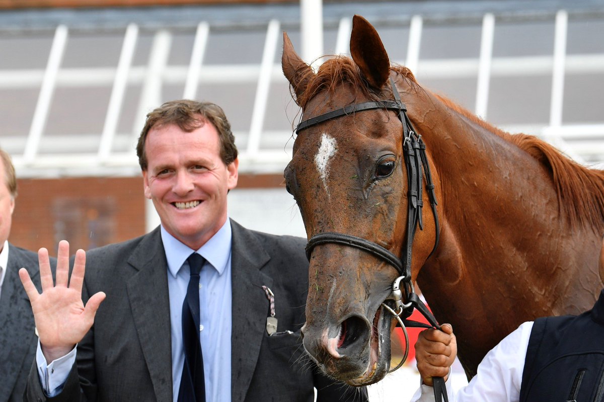 Newbury Racecourse tweet media