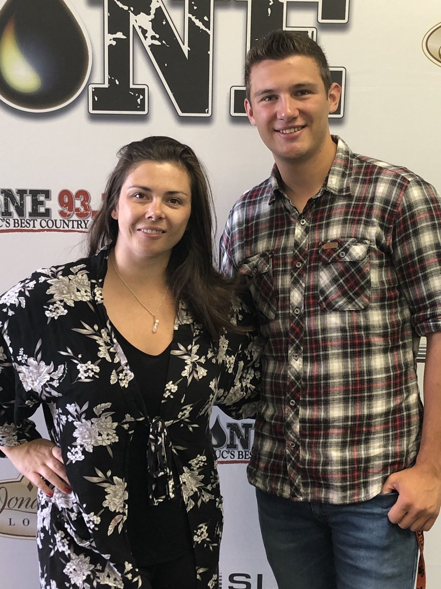 katiestanners's tweet photo. Great to meet @TravisDolter when came through to @931TheOne for his first ever radio interview with @JaysonS81 about his debut single #justtosayidid https://t.co/LA21BcrztD