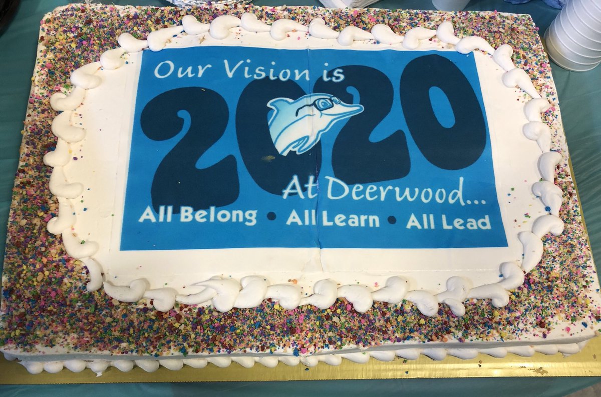 MsGlassLSSP_DWE's tweet image. Cheers to the new school year! 💖