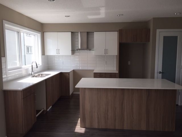 FootprintD's tweet photo. Love this colour package😍 One of four we have here at The Strand to best fit your style. 
*
Come see it in person today! 
*
*
1077 Rosenthal Blvd. The Strand townhomes in Rosenthal
#yeg #yegrealestate #yegcondos #newhomes https://t.co/J1jB4FKxjU
