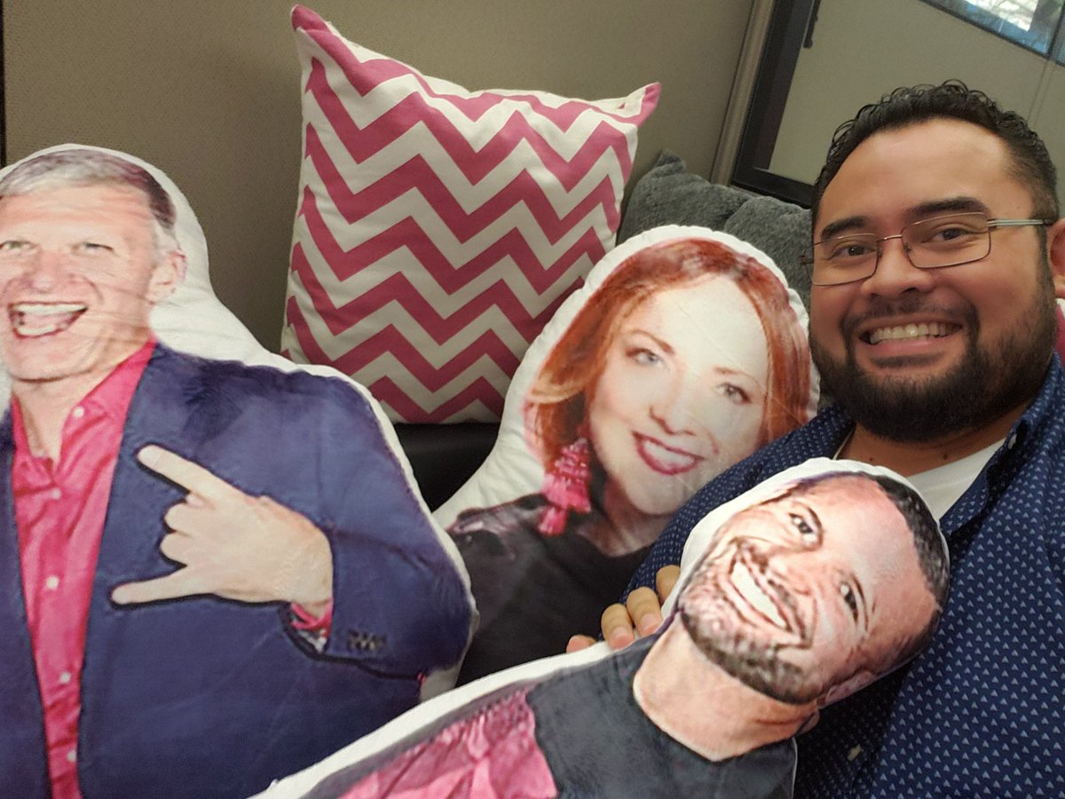 You know...just kicking it with <a href="/Dan_DiGirolamo/">Dan DiGirolamo</a> <a href="/CallieField/">Callie Field</a> and <a href="/AppletonChad/">Chad Appleton</a>. #HowWePlay #BeMagenta #PillowTalk #PunnyMoments
