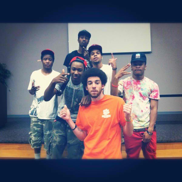 ChampionSteez's tweet photo. The foundation . Shall never forget . #LLDERRICK #DNasty 🙏🏽🕊🕊 https://t.co/2SL2LTl1i6