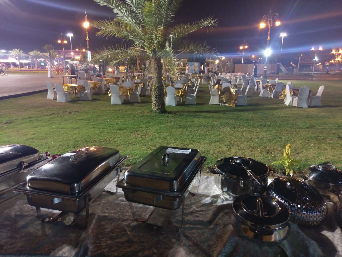 kaca1404's tweet photo. بالشراكة مع مجلس التنمية السياحية في منطقة تبوك وشركةTmax للاحتفالات تم تكريم العاملين والمتطوعين وعمال النظافة والزراعة المشاركين في مهرجان الورد والفاكهة لعام ١٤٤٠هـ تقديرا لجهودهم المتميزة،وتم إعداد وجبة العشاء لهم من قبل الأسر المنتجة المشاركة بالمهرجان https://t.co/oLzb8IDDkM