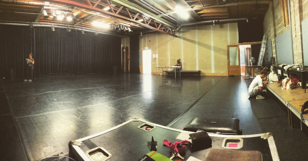 So last space for thoughts. 8 August our Show Me premiere series kicks off @TFBoulevard.
#The100Hands
#ShowMe
#ShowMeThe100Hands
#tfboulevard
#DansBrabant
#PodiumBloos