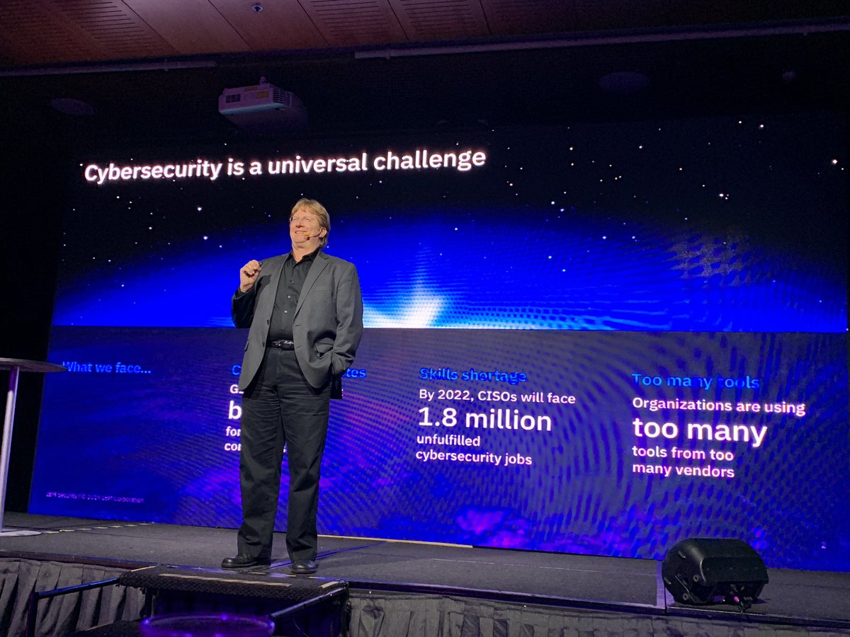 dmacor's tweet photo. Bob Kalka, IBM VP of a Technical Professionals inicia su presentación “Fearless...”. #IBMSecurityCL @IBMdeChile https://t.co/dcTyirtfvy