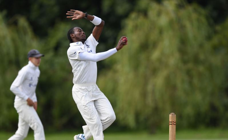 BBCSport's tweet photo. Watch Jofra Archer in action for Sussex's second XI against Gloucester, as he strengthens his case for selection in the second #Ashes Test.
🎥 https://t.co/EvV2j6gUvR https://t.co/IcoOP4DF2y