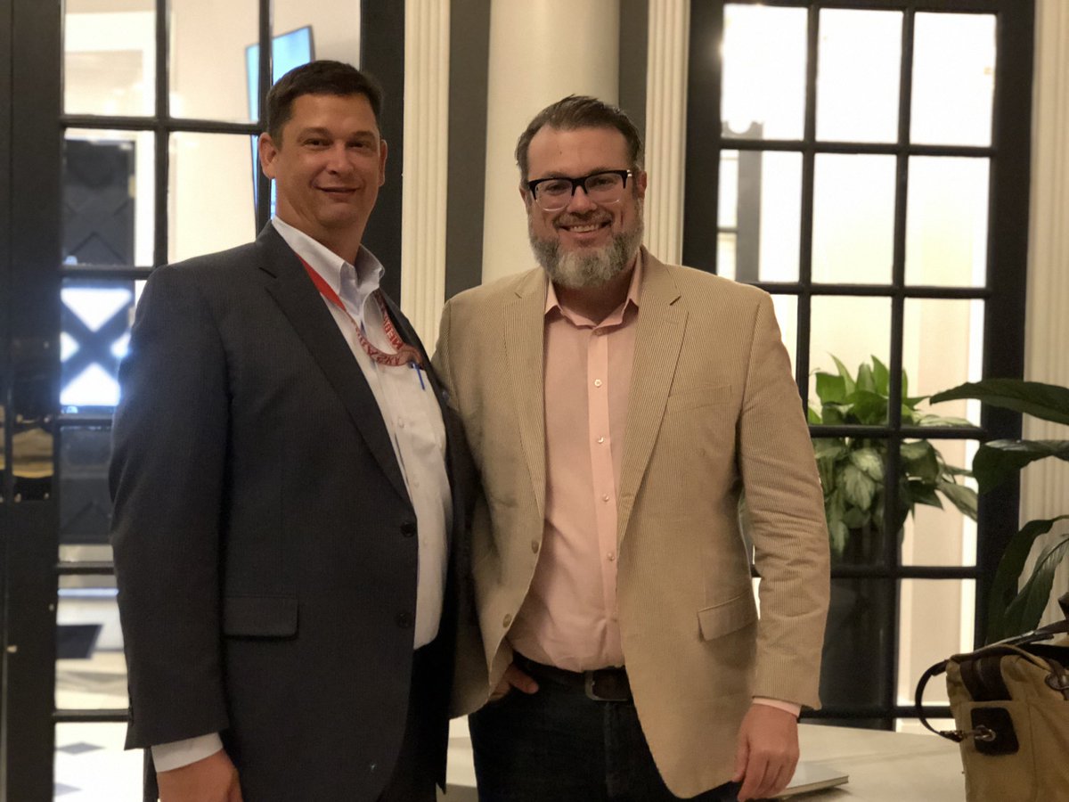 FPA_Houston's tweet photo. Meetings are at the heart of an effective organization and each meeting is an opportunity to set new directions, sharpen focus, and move objectives forward.....thanks to all who made the #FPAHouston chapter meeting great!! #OneFPA #chapter #Houston #HessClub https://t.co/dOdbLZciX9