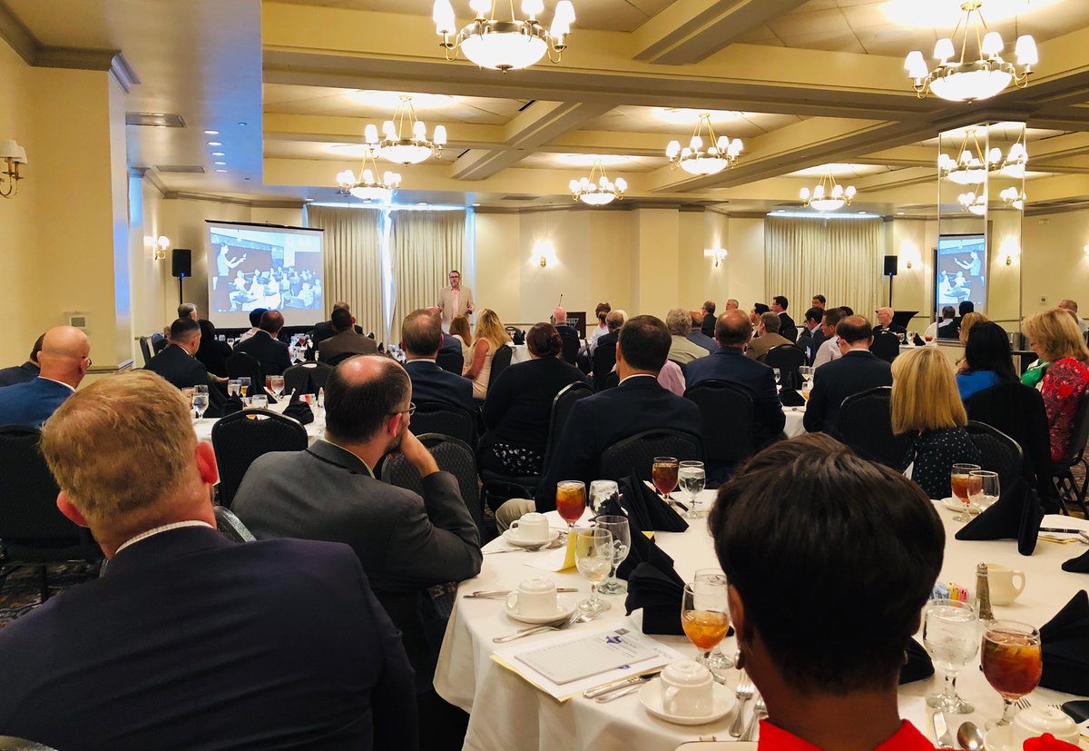 FPA_Houston's tweet photo. Meetings are at the heart of an effective organization and each meeting is an opportunity to set new directions, sharpen focus, and move objectives forward.....thanks to all who made the #FPAHouston chapter meeting great!! #OneFPA #chapter #Houston #HessClub https://t.co/dOdbLZciX9