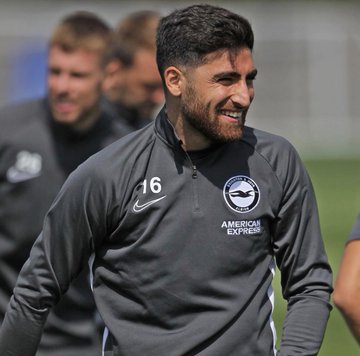 View image on Twitter