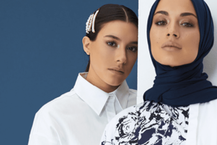 Behind The Sustainable Fashion World Of Rabia Z britishmuslim-magazine.com/2019/05/12/beh…