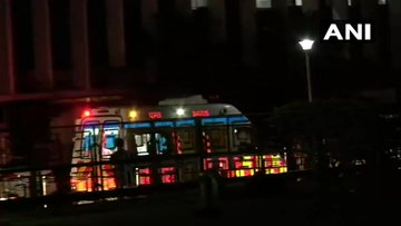 ndtv's tweet photo. Former External Affairs Minister #SushmaSwaraj 's body being taken from AIIMS to her Delhi residence.

(📸credit: ANI)

Post your tributes here: https://t.co/JOXR1HY94S https://t.co/vt0IPDudax