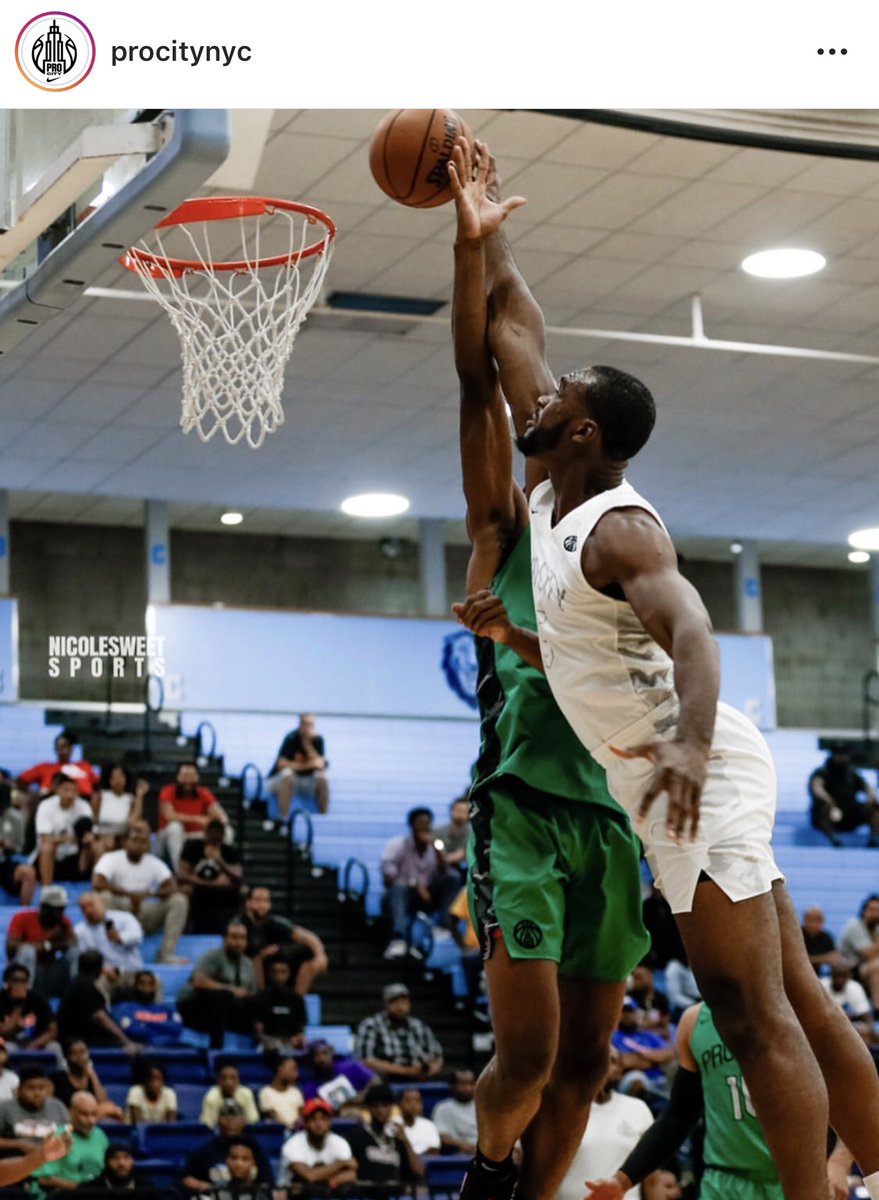 Noah seems to be enjoying his summer. 

📸» <a href="/procitynyc/">Procitynyc</a>