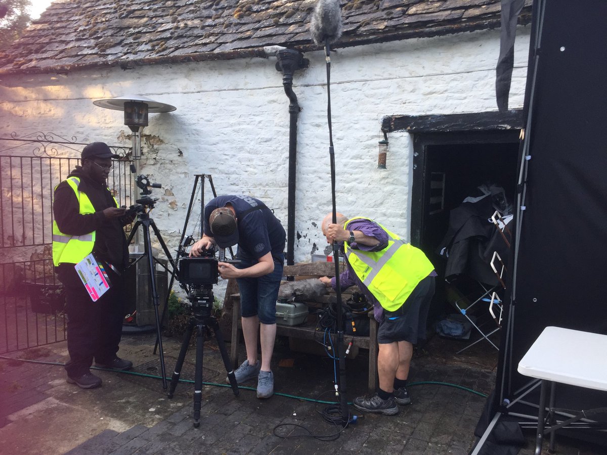 Oh Ah Mrs! #gonetogroundfilm I think this shot needs a caption... any good ones? ⁦@blackrussianMOV⁩  ⁦<a href="/GeorgeBurtFilm/">George Burt 📸🎥🇬🇧</a>⁩ ⁦<a href="/judepeel/">Jude Peel</a>⁩ ⁦<a href="/City_Eye/">City Eye</a>⁩ ⁦<a href="/DorsetFilm/">Dorset Film Office</a>⁩ ⁦<a href="/Englishmedia/">Luke English</a>⁩ ⁦<a href="/Reverendfilms/">Reverend Productions</a>⁩ ⁦<a href="/bectu/">Bectu</a>⁩