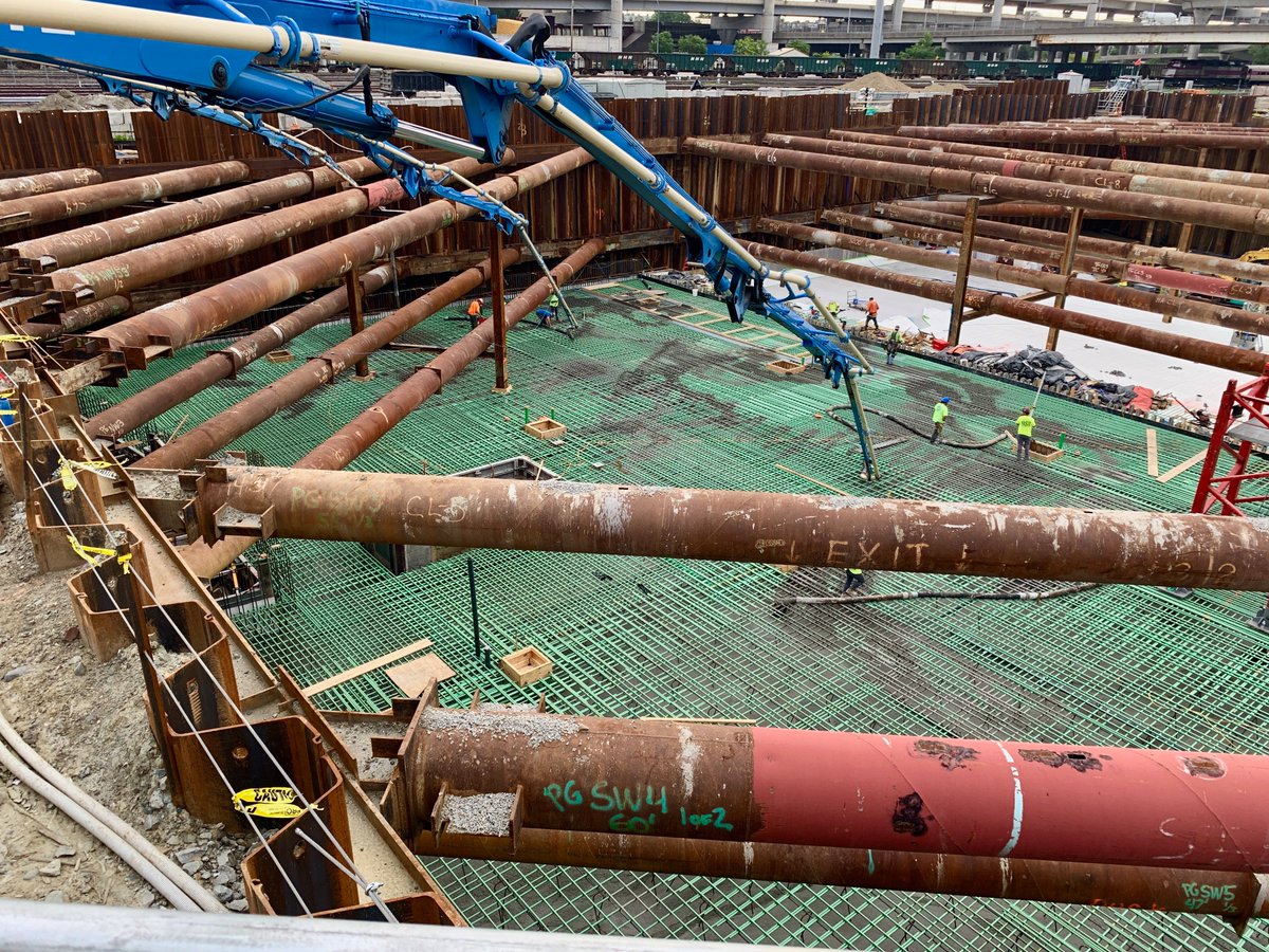 CXCambridge's tweet photo. Major milestone this weekend at @sanofi's future home with the big pour of 4470 cubic yards of concrete for the foundation. This is the first of three concrete pours for 350 Water Street. #TourTuesday #cxherenow #lifesciences #innovation @SanofiUS @JMAConstruction @perkinswill https://t.co/JtkiXIuyGQ