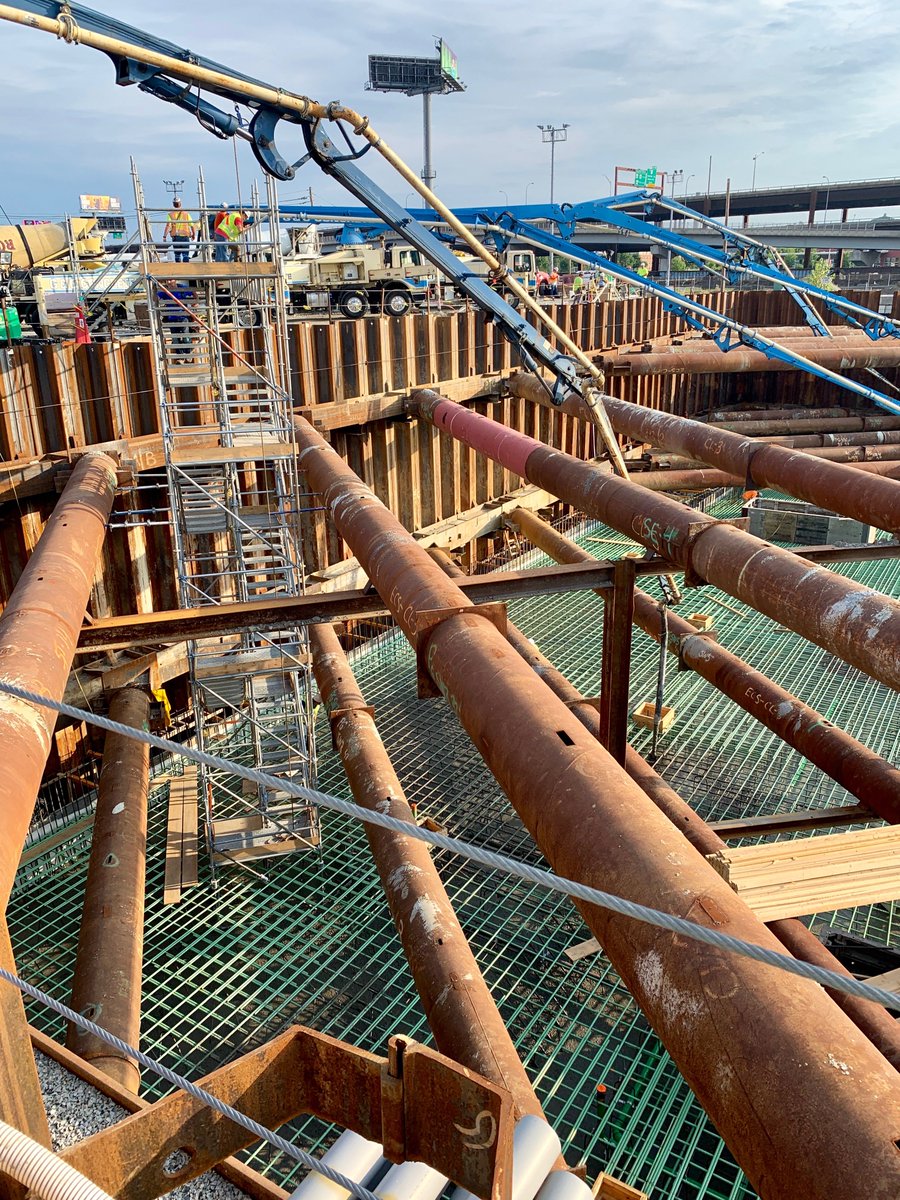 CXCambridge's tweet photo. Major milestone this weekend at @sanofi's future home with the big pour of 4470 cubic yards of concrete for the foundation. This is the first of three concrete pours for 350 Water Street. #TourTuesday #cxherenow #lifesciences #innovation @SanofiUS @JMAConstruction @perkinswill https://t.co/JtkiXIuyGQ