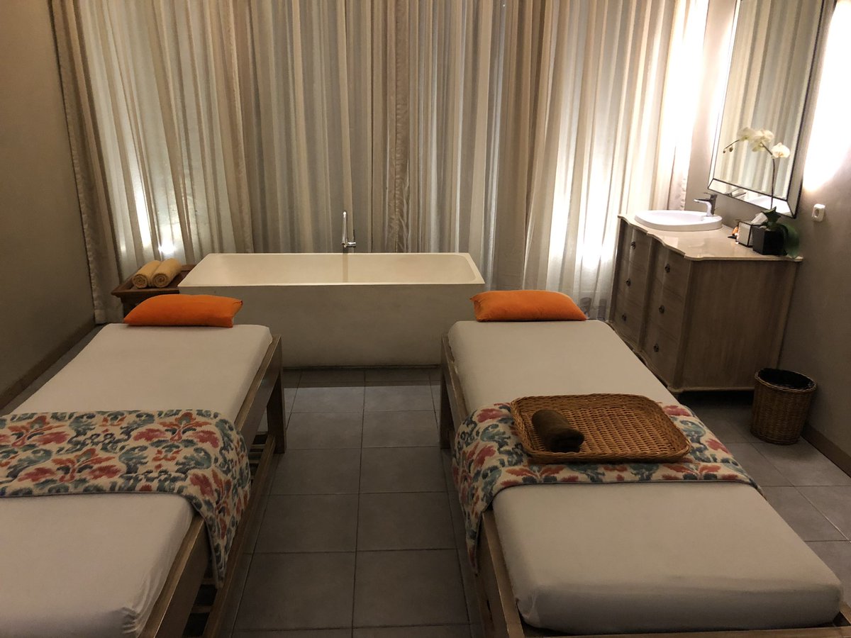 KhazixMayJump's tweet photo. After 23hr flight, a massage is needed!!
|
Do you want to build a app/website today? Let me help you!
|
#lawrenceshen #gtif #gtifinterns #gtifcapital #relax #bali #massage #app #web #appdevelope #webdevelope #fly #flight #travel #entertainment #entrepreneur https://t.co/b5HQKTPB4A