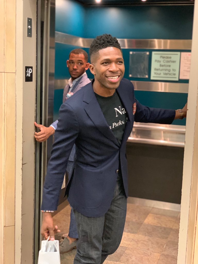 Andrewtyree's tweet photo. Y’all comin? #loveandlistings #vh1. @LoveAndListings #TheClinkscaleGroup #ScaleHigher https://t.co/RlZGeuiZBe