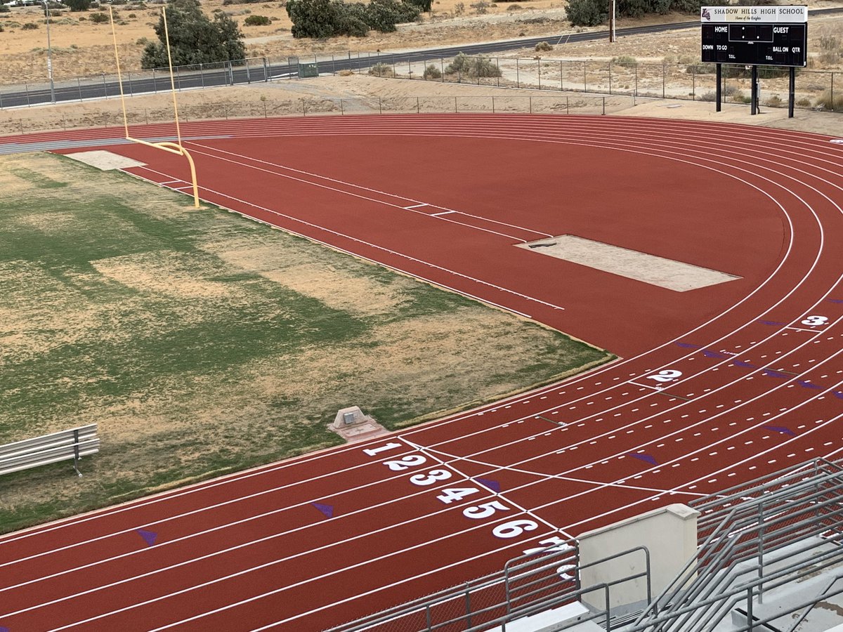 Work put in on the track so we can put in work on the track #knightathletics #summerprojects #DEL #gametimebaby #DSUSDpride @DesertSandsUSD