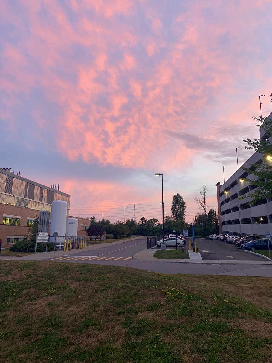 Nice summer sky as I walk into work for a night shift #caitsmorning #ottweather <a href="/QCHOttawa/">Queensway Carleton Hospital & Foundation</a>