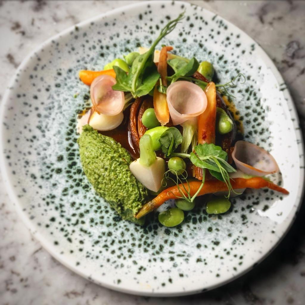 Come to Opera Tavern to try our welsh lamb belly and summer vegetables with hazelnut and cabra pesto!
#operatavern #coventgarden #tapas #london #coventgardenrestaurant #londonrestaurant #foodlovers #londontapas #saltyardgroup #cometooperatavern