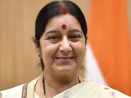 AppeFizzz's tweet photo. Some losses are irreplaceable💔😭

#sushmaswaraj https://t.co/GWbjMAfcrY